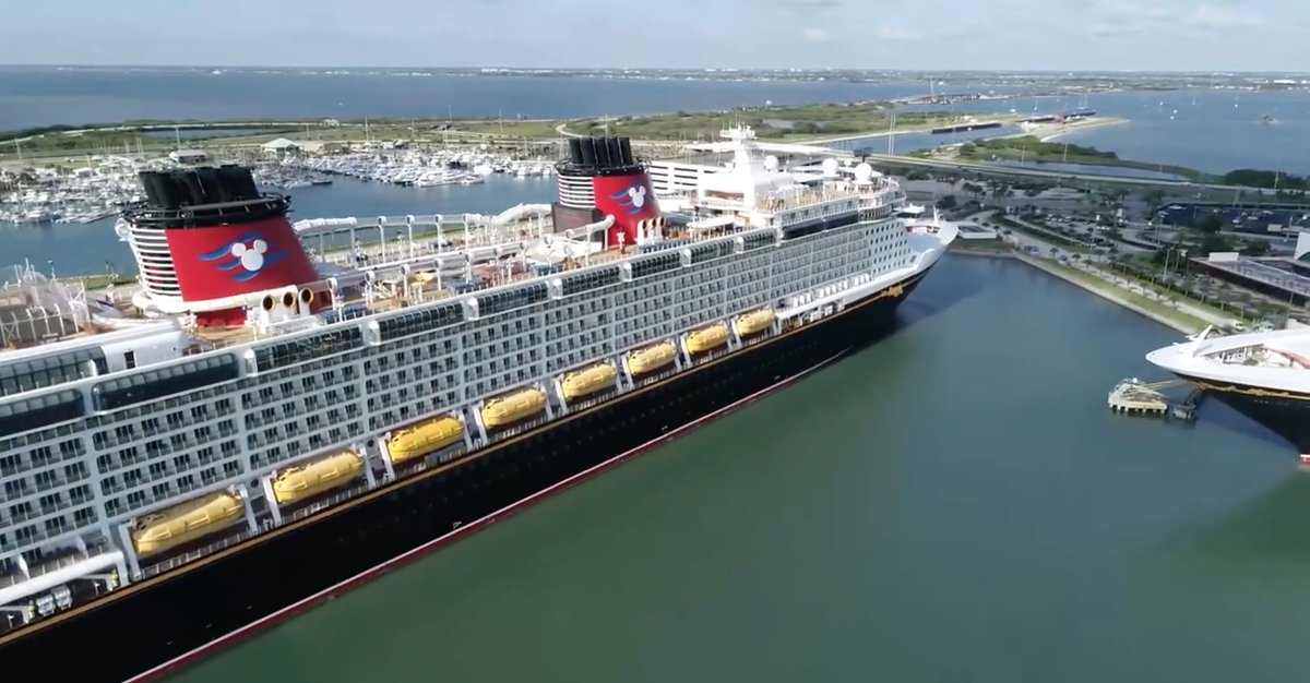 WDWNT's tweet photo. Disney Cruise Line to Offer 2-Day Cruises from Vancouver B.C. to Seattle

https://t.co/N9J4bz0iEx https://t.co/8hpHLxLiUj