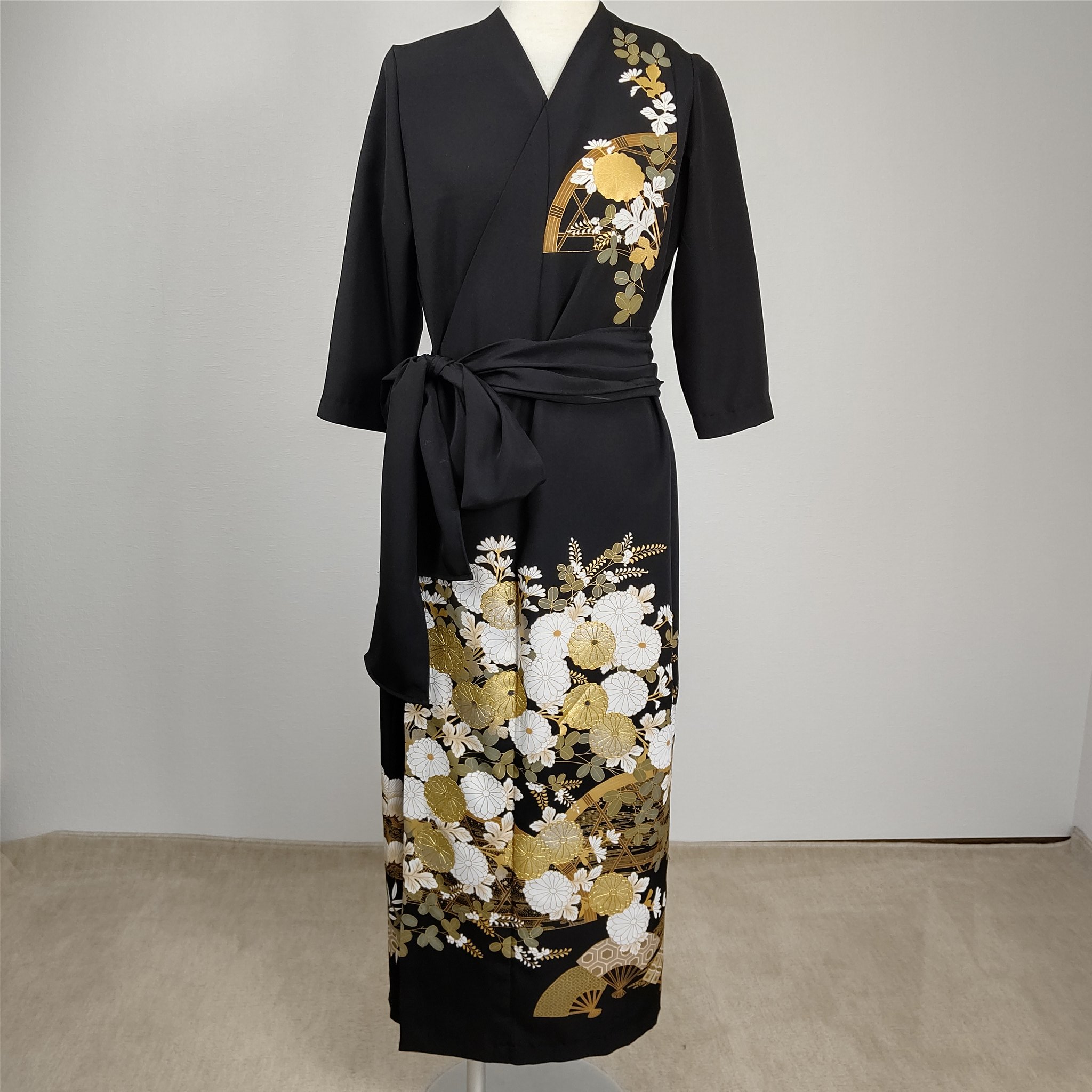 着物リメイクzunezune ズネズネ 巻きドレス 色々 出品しています 良かったら覗いて下さい ミンネで販売中 メルカリ出品中 留袖ドレス 着物リメイクワンピース 訪問着リメイク 結婚式お呼ばれ 巻きドレス オケージョン T Co Ac3uqj9umx