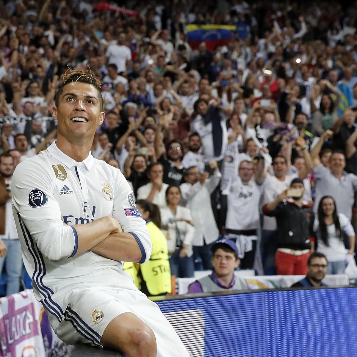 crpourcent's tweet photo. @Cristiano Come back please ❤️ https://t.co/6957O1fEiE