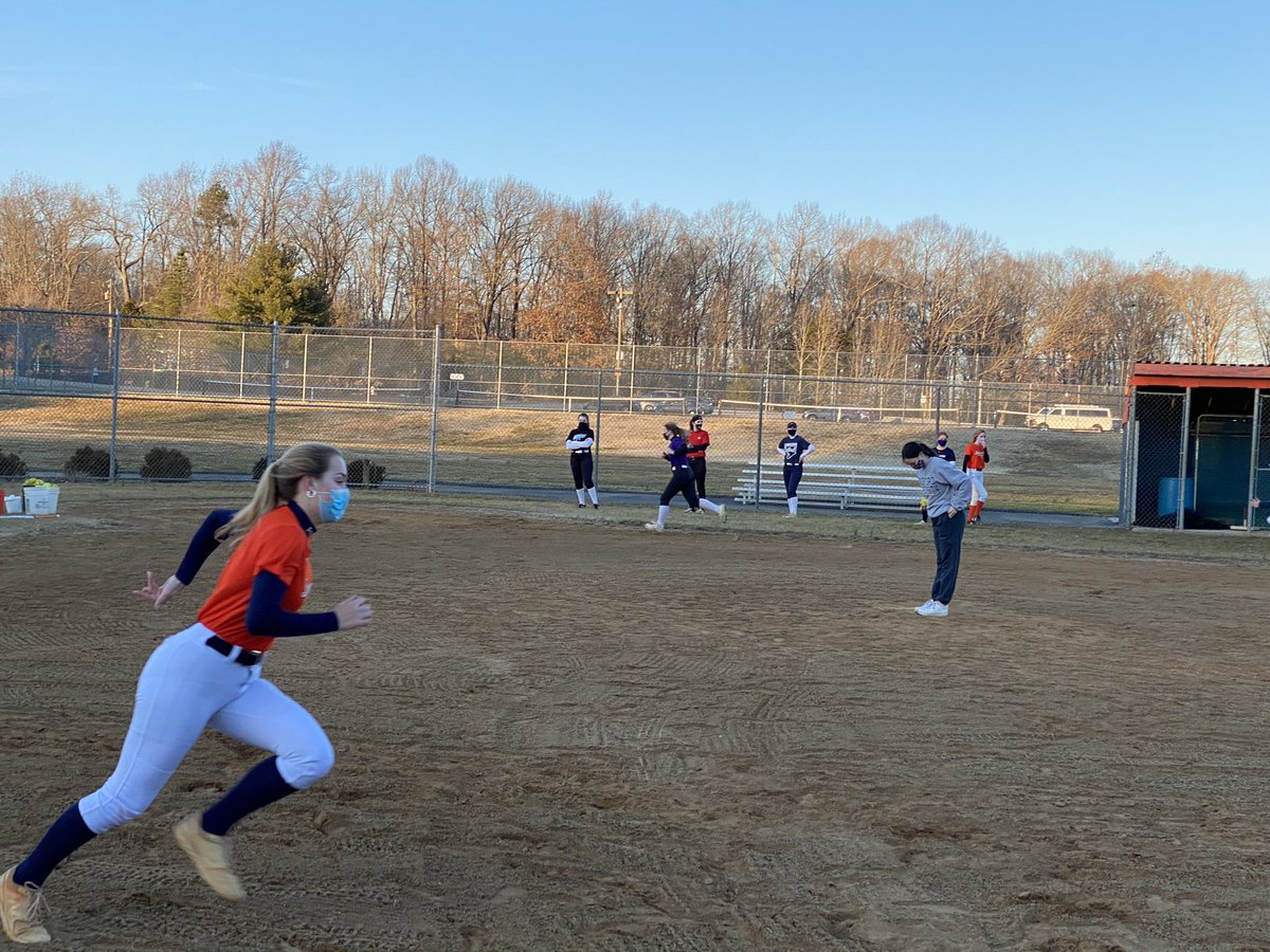 LancerSoftball2's tweet photo. It was nice to finally be back on a High School field and I am proud of the hard work and effort of the girls that were able to participate. #GoodJobLadies https://t.co/u5dFvsus0w