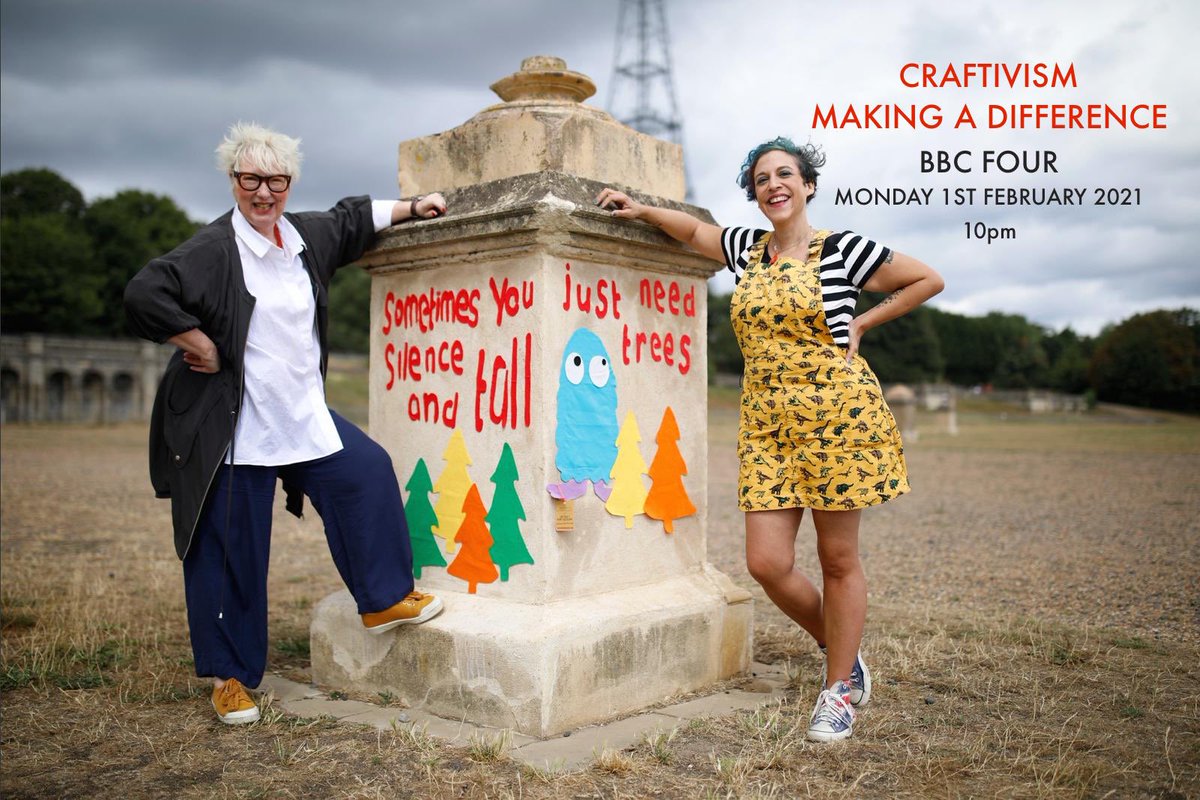 I was lucky enough to get to present this fascinating show featuring lots of brilliant craftivists - filmed pre pandemic and then all outside and socially distanced! This is me and the ace ⁦<a href="/deadlyknitshade/">Deadly Knitshade has left this hellsite</a>⁩