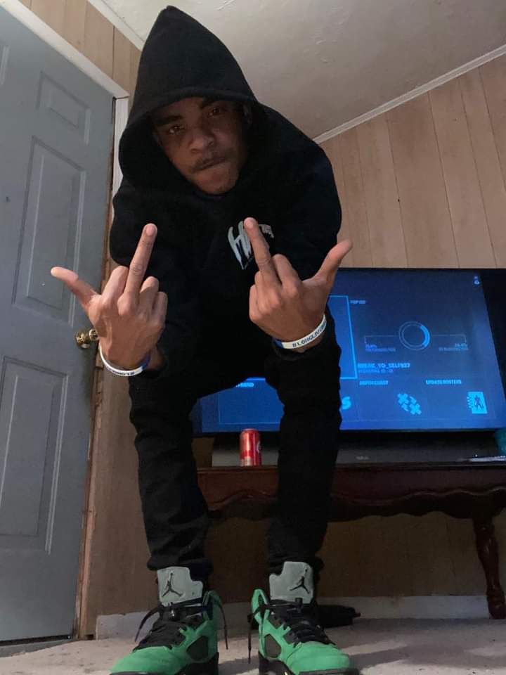 _OGdoubleD's tweet photo. Feel like I been in da streets so long imma foreva be in #NookieMode🏚 https://t.co/zw68x2xbtH