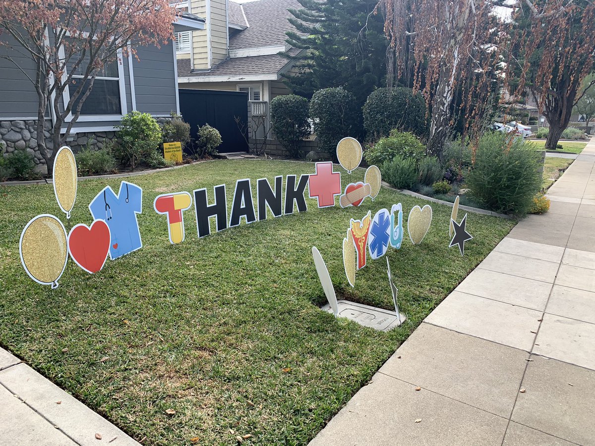 Rita Essaian (@ressaian) on Twitter photo Found this show of gratitude for our healthcare heroes. Our <a href="/PermanenteDocs/">PermanenteDoctors</a>, nurses, and clinicians are working tirelessly day and night to fight #Covid19. Our communities remain grateful to you and all that you are doing to keep us safe. 🙏 Found this show of gratitude for our healthcare heroes. Our <a href="/PermanenteDocs/">PermanenteDoctors</a>, nurses, and clinicians are working tirelessly day and night to fight #Covid19. Our communities remain grateful to you and all that you are doing to keep us safe. 🙏