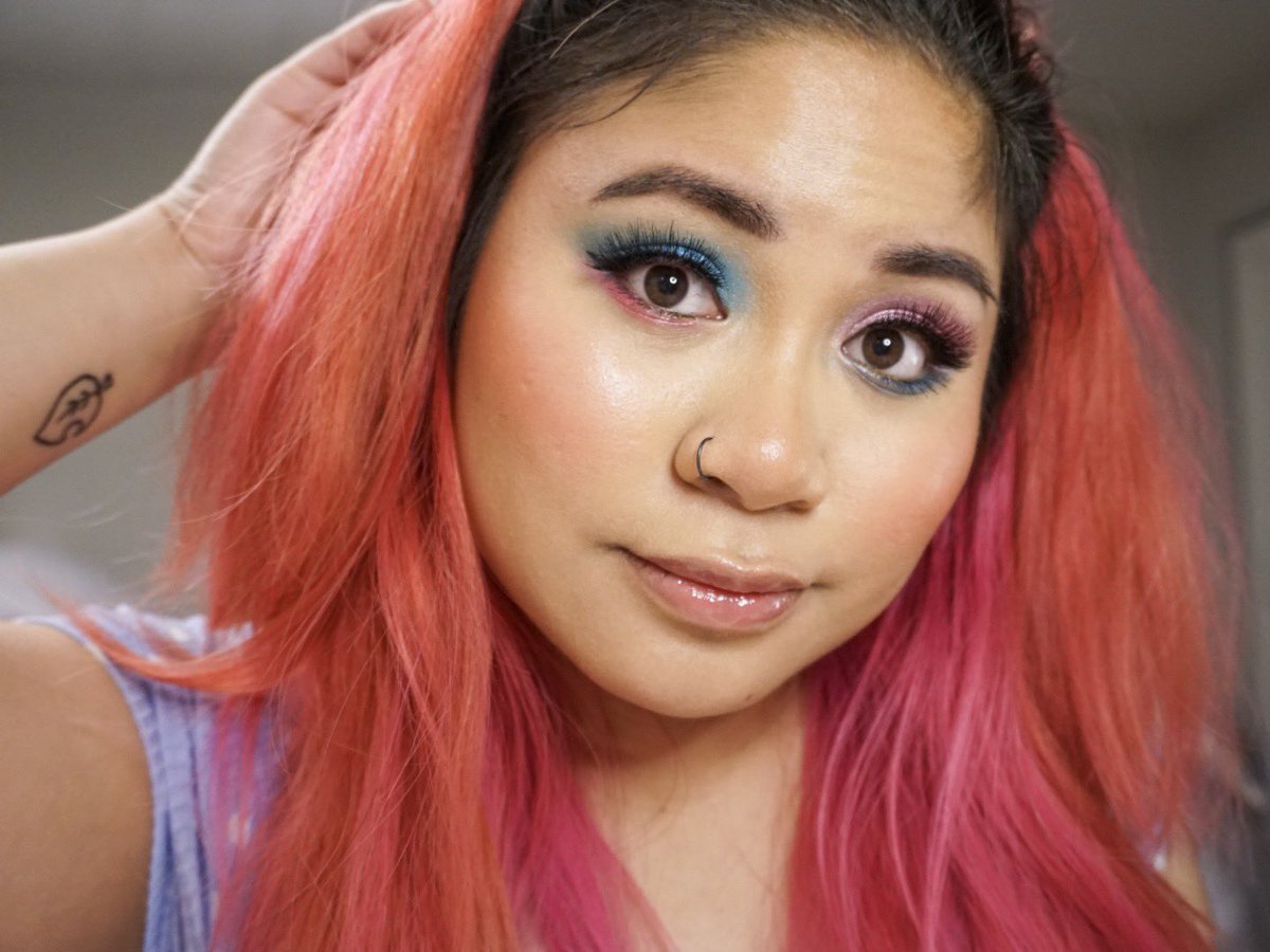 vbmua's tweet photo. @ColourPopCo I would be so honored to win this giveaway!

Brown Smokey Eye inspired by Tom Nook, and the two toned look inspired by Francine and Chrissy 🥺 #colourpopxanimalcrossing #colourpopisland #peepthetattoo #acnh #animalcrossing https://t.co/8qq1f1hfKo
