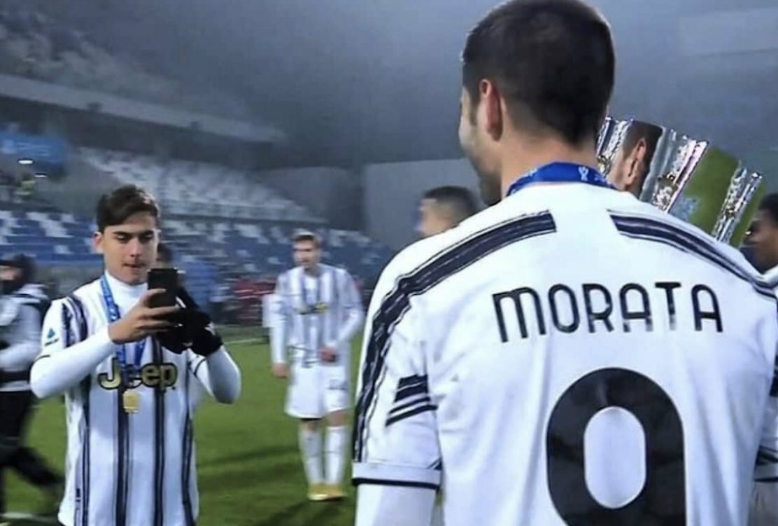 barbarafresh_'s tweet photo. Power duo
🤜🏼🤛🏼

#paulodybala #alvaromorata
#JuveNapoli #PS5Supercup #FinoAllaFine https://t.co/D7gnjrhcfC