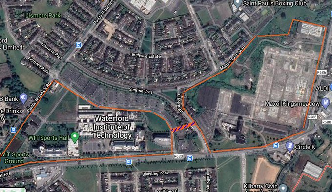 EsNmP7dWMAIom4r?format=jpg&name=small