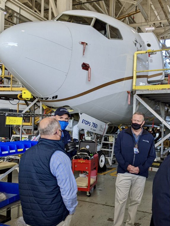JMRoitman's tweet photo. Team MCO taking care of business and truly doing world class work! @TDox_UAL @MikeHannaUAL @DJKinzelman @SteveTanzella https://t.co/phZ4YKKuuC