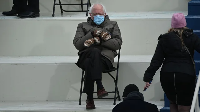 thehill's tweet photo. Sanders defends his inauguration outfit: In Vermont, "we're not so concerned about good fashion" https://t.co/B5BoNqU8FD https://t.co/7clXZHUnTT
