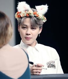  #Jimin at the fan meeting! How this fan survive in front of him while his staring on her?  @BTS_twt