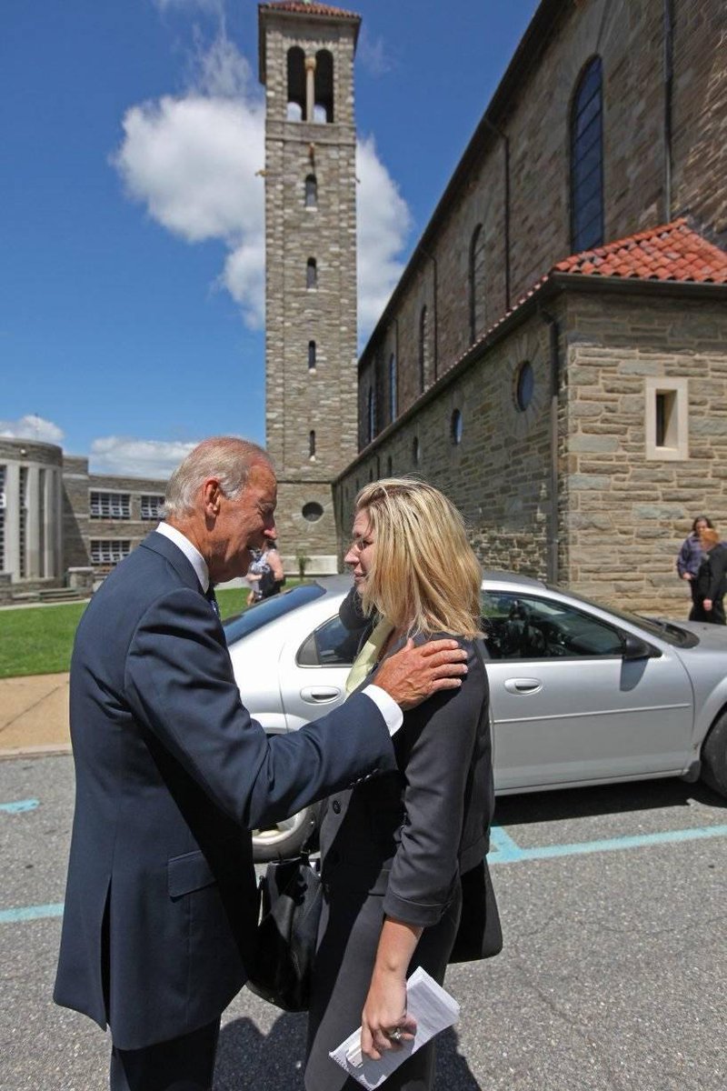 On Inauguration Day, I'd like to share a story. That's me in the picture with President  @JoeBiden. In this frame, I was a local news reporter in Wilmington, Delaware.  #Inauguration2021  