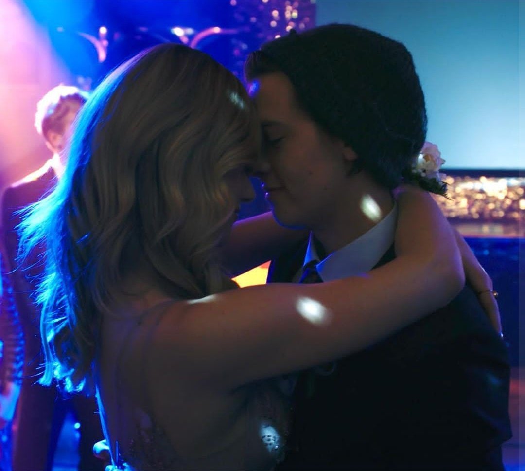sserpendale's tweet photo. Passando aqui pra enaltecer os melhores casais da série e quem não concorda senta e chora #Riverdale https://t.co/9J4MOHio2x