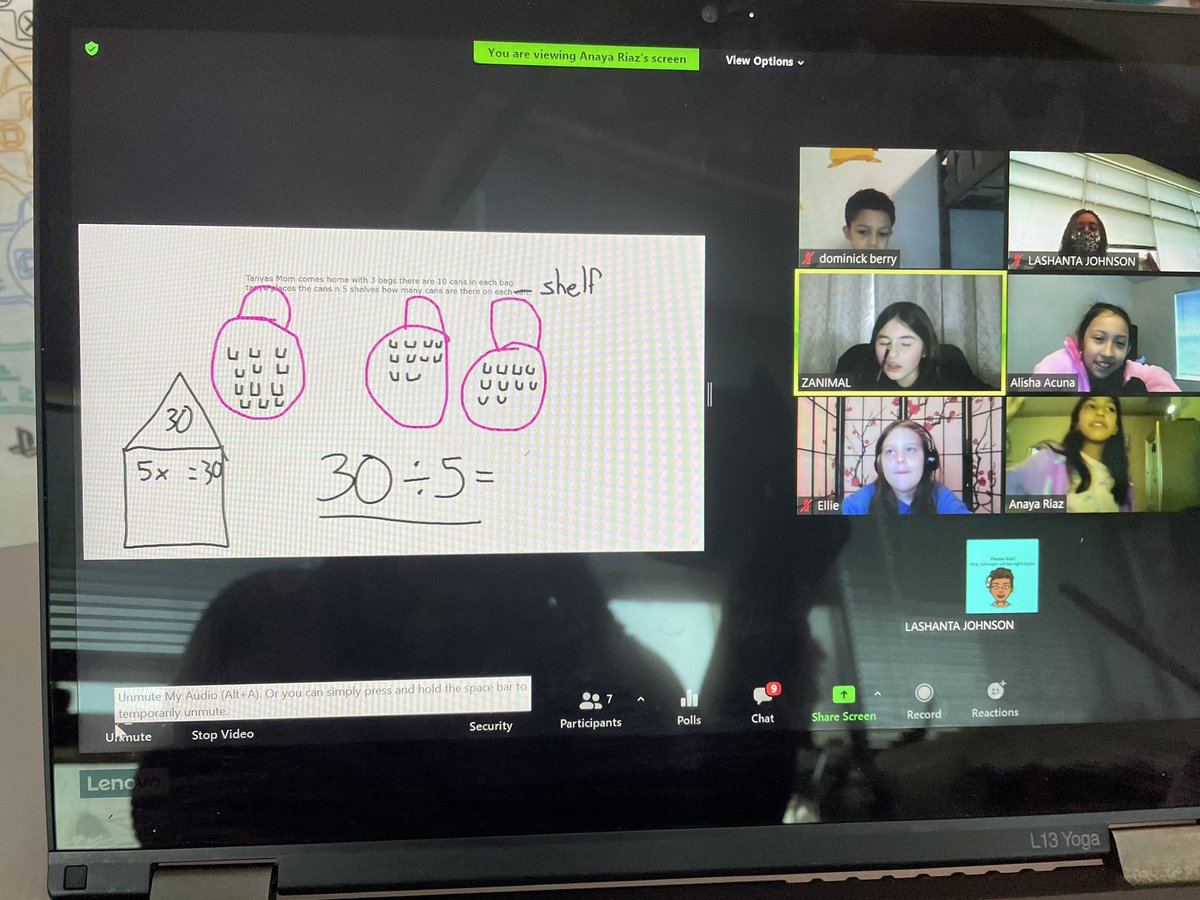 TXCounselor22's tweet photo. When the student becomes the teacher. The teacher sits back and marvels with pride. #proudmamabear #foxtastic #greatnessinthemaking @mrsmathai @AnjaEMims @kitacombs https://t.co/9tekIxvA0L