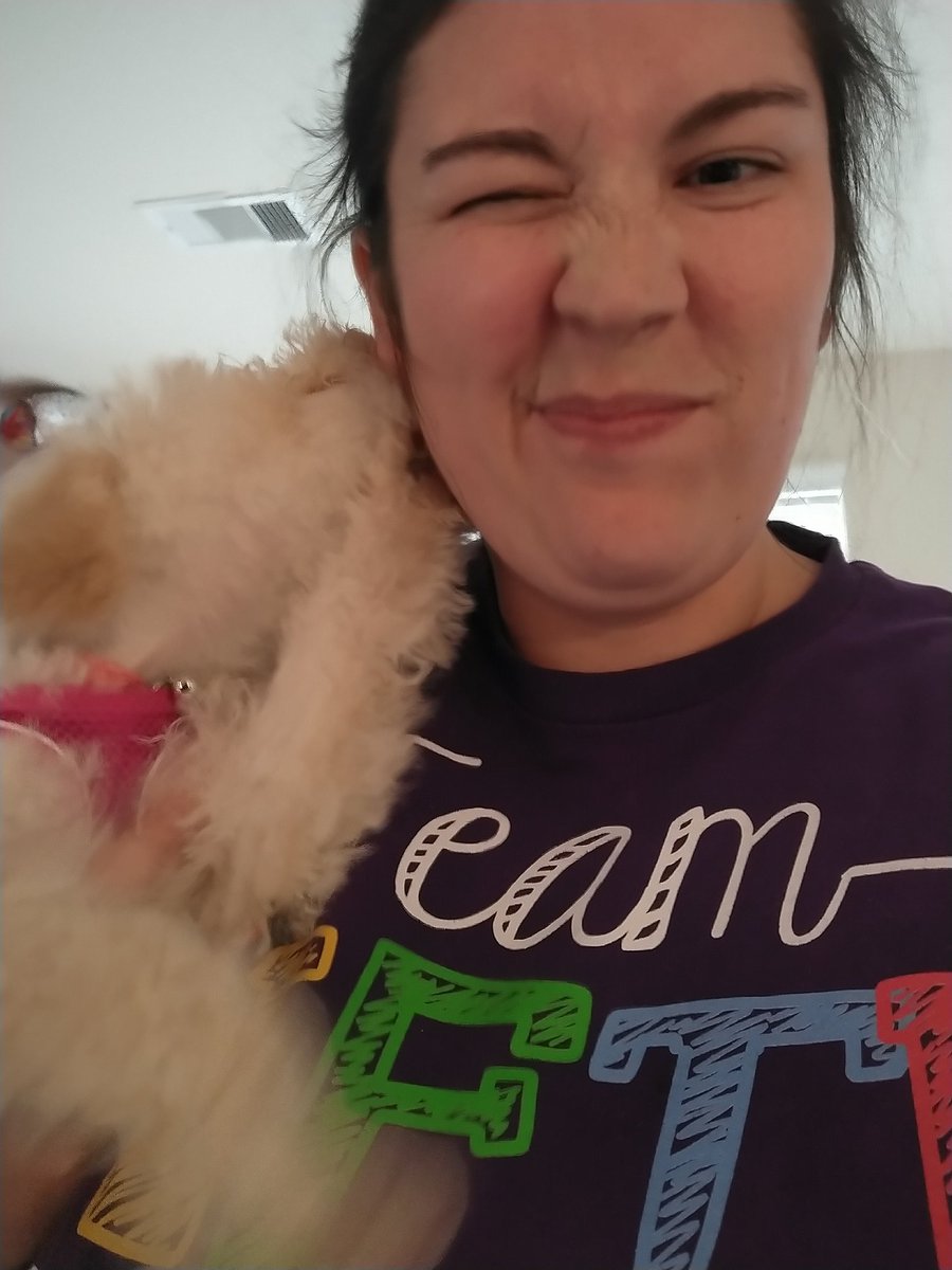 HumbleMrsDavis's tweet photo. This little cutie came over to help me teach today. #teamfifth #teinspires @HumbleISD_TE https://t.co/CUWdKOfYeE