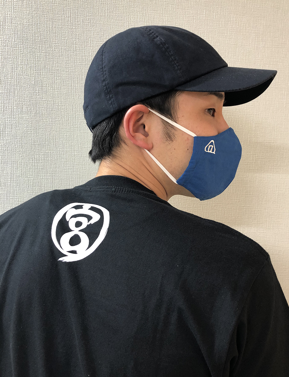 ハイキュー　おにぎり宮　Tシャツ　缶バッジ