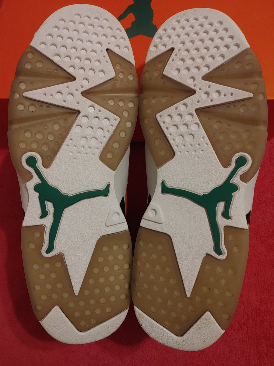 nunya0202's tweet photo. Sz 10. Worn once very tenderly for a very short period of time using aftermarket insoles, stock insoles are brand new... Shoes are primo as viewed in pics. Original receipt, lace locks, and hang tag all included. 200gifted/ shipped via USPS https://t.co/AFCfNRxqeA