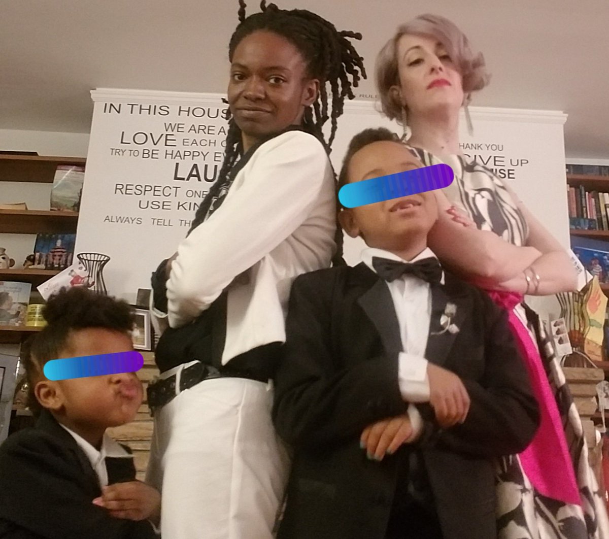 LisaDemands's tweet image. BidenHARRIS Inaugural Ball #IsolationInauguration #WePartyHard