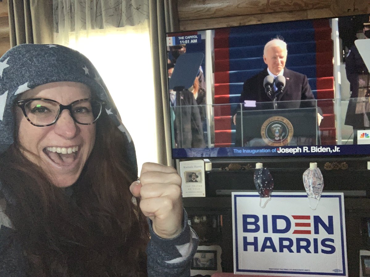 StandUpLibraryN's tweet image. Today was an incredible day. Voting really does make a difference. Proud to be a woman and an American today. 💪🇺🇸🙏 #InaugurationDay #Inauguration2021 #BidenHarrisInauguration #KamalaHarrisMakingHistory #usa