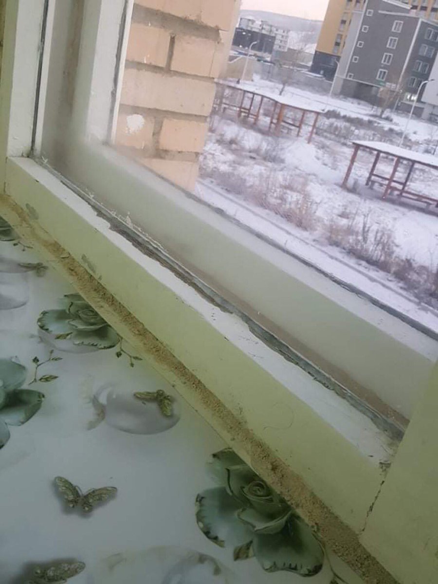 Хүн бүр ХӨСҮТ-ийн бодит байдлыг мэдэх эрхтэй‼️

/2020.12-р сард ХӨСҮТ-д хэвтэн эмчлүүлсэн иргэн бодит байдлыг олон нийтэд түгээж өгөхийг хүсч чатаар илгээсэн зураг болно/