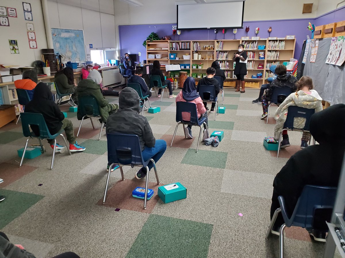 2bMysterE's tweet photo. A big shoutout to @alanamwhite and her team for introducing my class to their new thrival kits. #mindfulness #mentalhealth #wellbecoming @marionLRSD https://t.co/4vhW3n2W1u