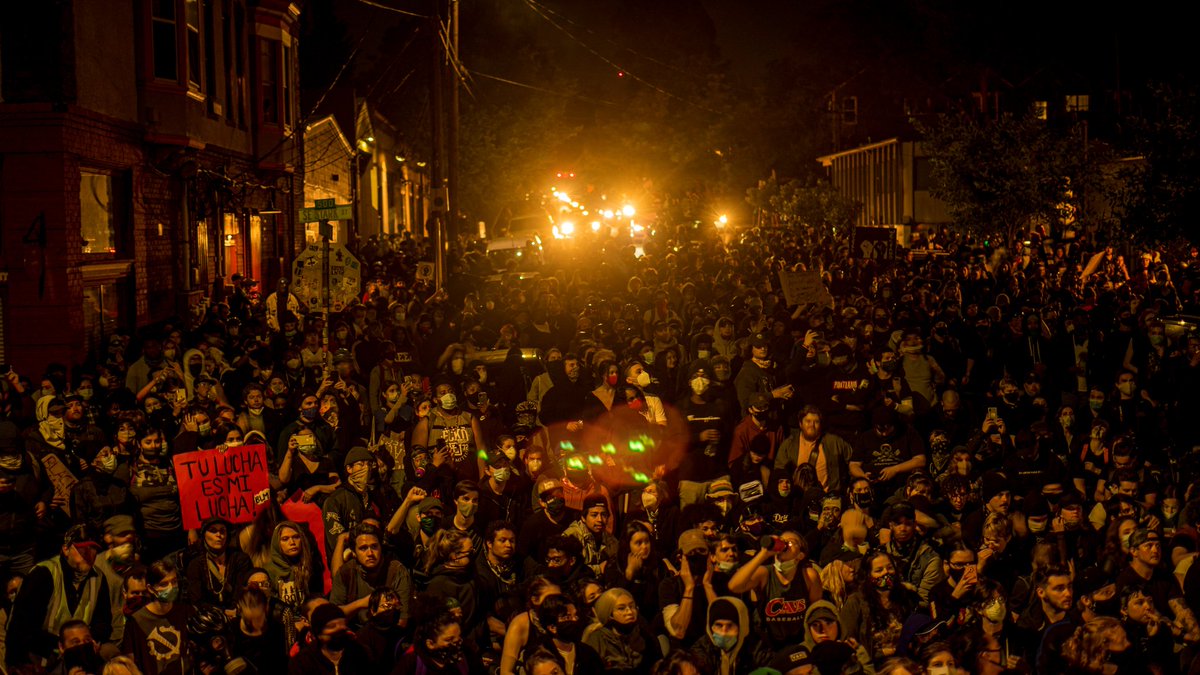 dave_blazer's tweet image. Some of my photos from the movement that had an impact on me 

#Portland #pdxprotest #BlackLivesMatter #seattleprotests #BLM