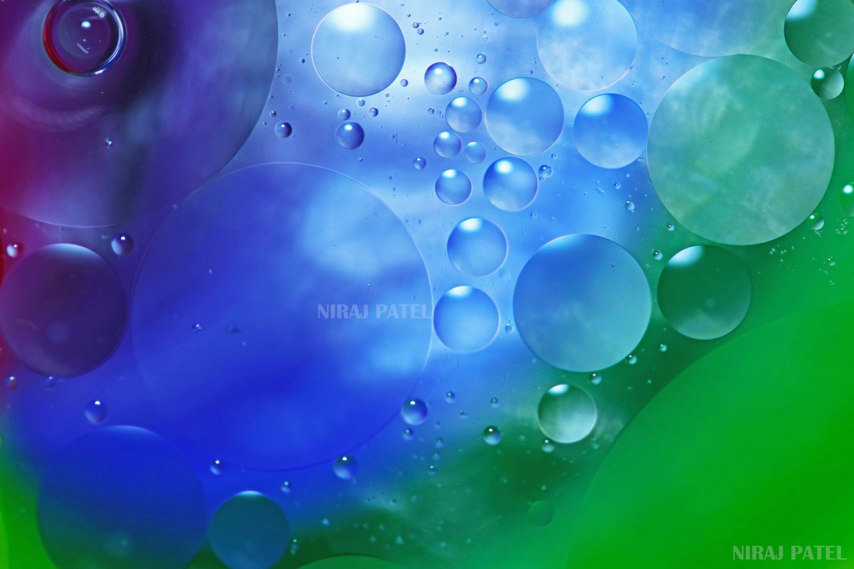np_photographer's tweet photo. Water Oil Abstract https://t.co/v5zlvLd5Wt Abstract photo #abstract #wateroilabstractphoto #abstractphotography #homephotoideas #creativephotography #abstractart #bubbleabstract #macrophotography #abstractphotoideas #colorabstractphoto https://t.co/kB0wOkGMFG