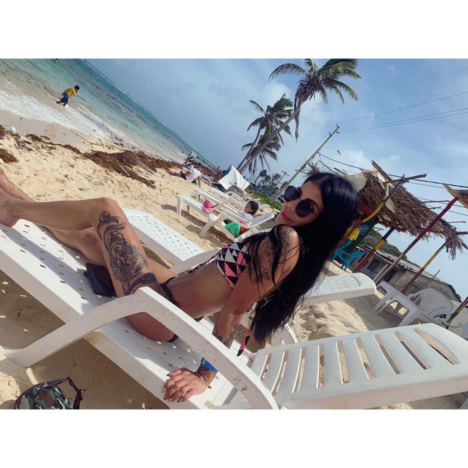 I need 🥺 https://t.co/aID7dSfqAw<a href="/tag/nuevafotodeperfil"class="tags"><span>#nuevafotodeperfil</span></a>