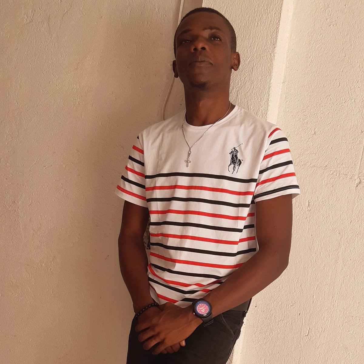 steeve_juste's tweet photo. #NouvellePhotoDeProfil https://t.co/vTDVU7136g
