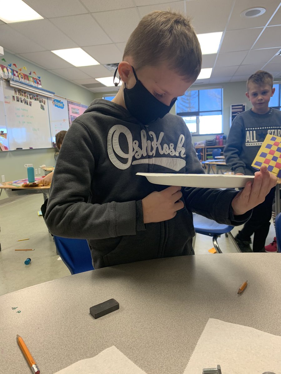 Making art with magnets was a little tricky today but the kids still loved it! <a href="/IndusRvs/">Indus School</a> #rvsed