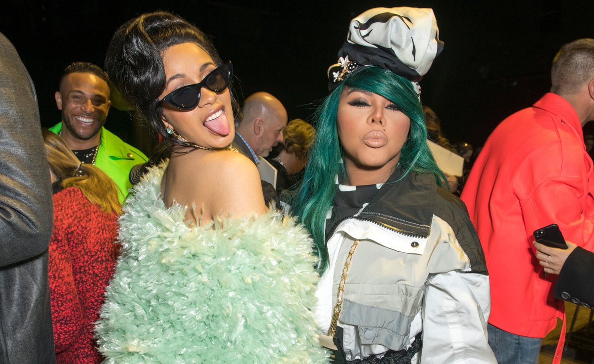 Cardi B e o amor por Lil kim ; A thread