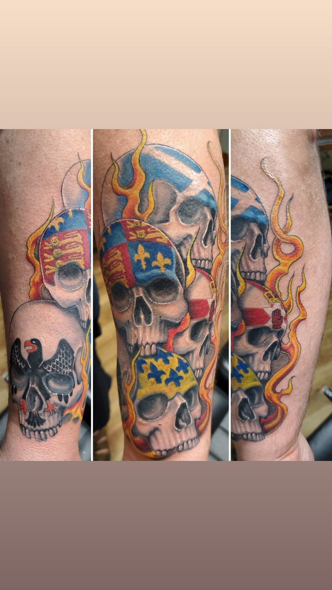 JoeCapone412's tweet photo. americantattoo #heresumoe #grind #thelab #pittsburghtattooer #pittsburghtattoo #pittsburgh #pittsburghtattooartist #pittsburghtattooshop #tattoo #joecaponeart #inkstagram #inkaddict #artistfirstΒ #inkmasterangels #joeyourownway #northeasterntattooers #betterthanyesterday https://t.co/BmiXSpYfq1