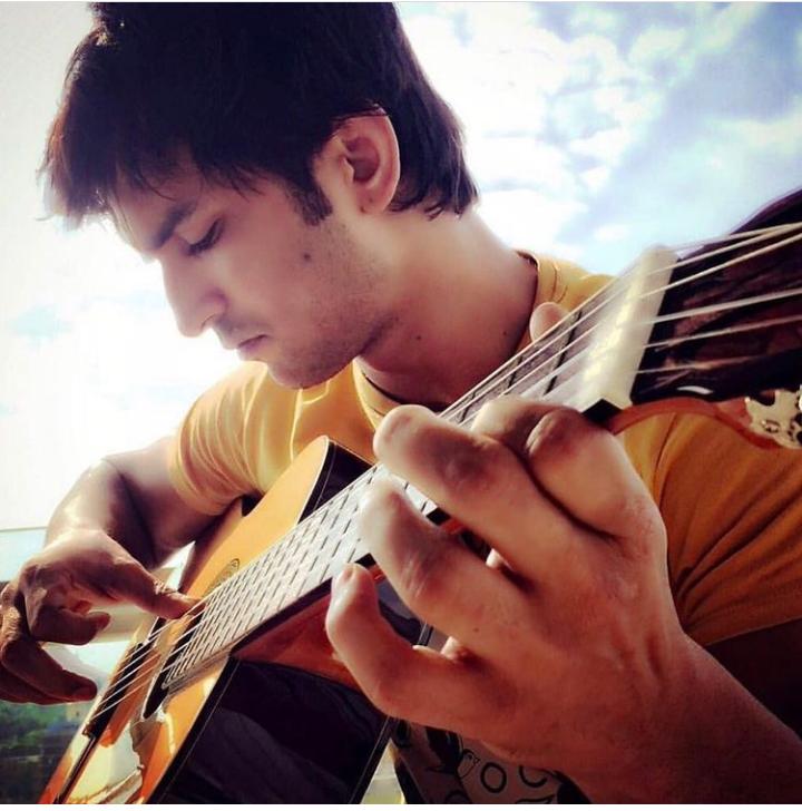 sunnina17's tweet photo. SSR ❤🥰 jaise koi nahi #SushantDay https://t.co/tmunieFDUj