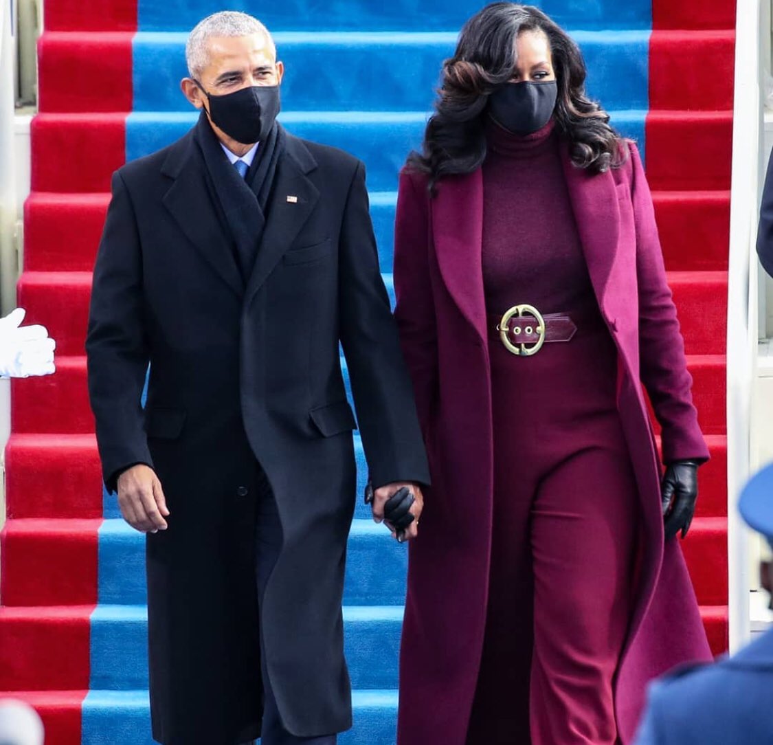 Bellazing's tweet photo. Michelle’s look is 🔥🔥🔥! #MichelleObama https://t.co/1CWcDWb16o