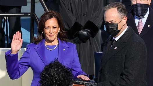 thewittygyrl's tweet photo. Never in my generation would I have ever thought that we would have a woman in the 2nd most powerful position in the US. Women get ready to rise...the ceiling has been officially broken!  Little girls don't let anyone stop you.  You can do anything!  #thewittygyrl #girlpower https://t.co/9uzWMQzJly