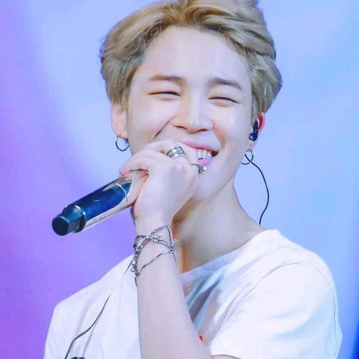 Him smiling! The sad part is he cant see us when he smile but is he adorable when he smile? I love seing him smile   @BTS_twt  #Jimin