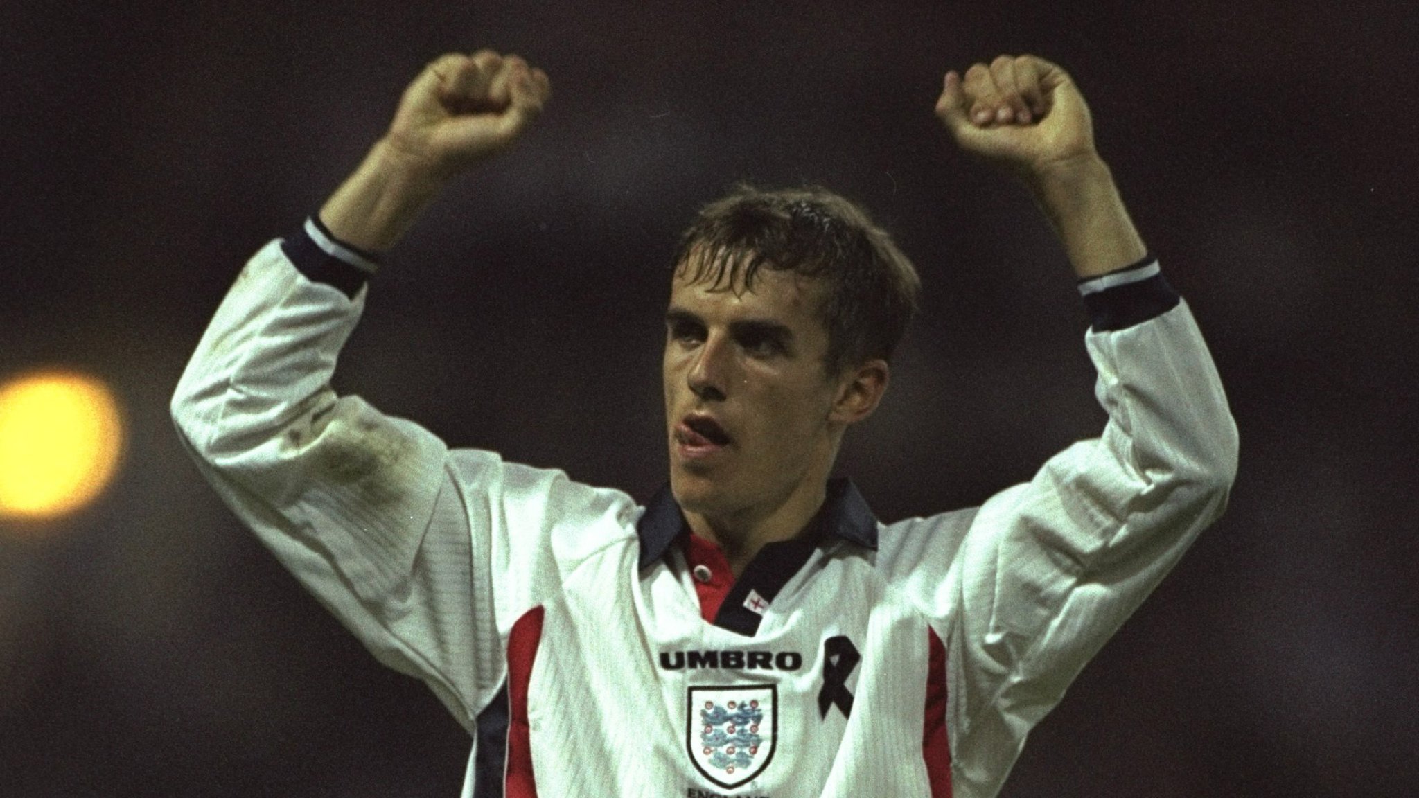 Join us in wishing a very happy birthday to Phil Neville and Nicky Butt! 