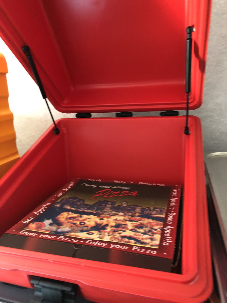 PEDTechnologies's tweet photo. Insulated pizza delivery boxes are in stock! Deliver those pizzas! #avatherm #pizzadelivery #scooterdelivery #motorcycledelivery https://t.co/ht2H0MoRRO
