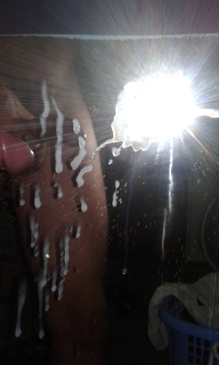 naughtyhandsom1's tweet photo. There's more than you can see ...the flash is hiding the bulk of my load https://t.co/0DI5nKlSro