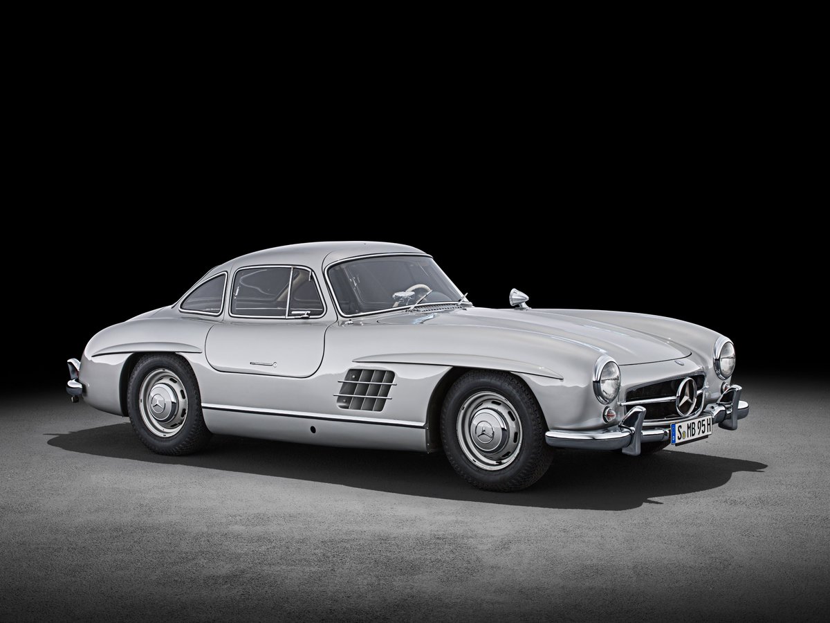 Daha estetiği yapılamadı; Mercedes-Benz 300 SL ⭐

#mercedesbenz #mercedesbenztürkiye #mercedes #tbt #throwbackthursday #perşembe  #gulwing  #300SL #cars #mbclassic #mercedesclassic #luxurycars #luxurylifestyle #lüksaraç #istanbul #classiccars #instaclassic #bostancı #kadıköy