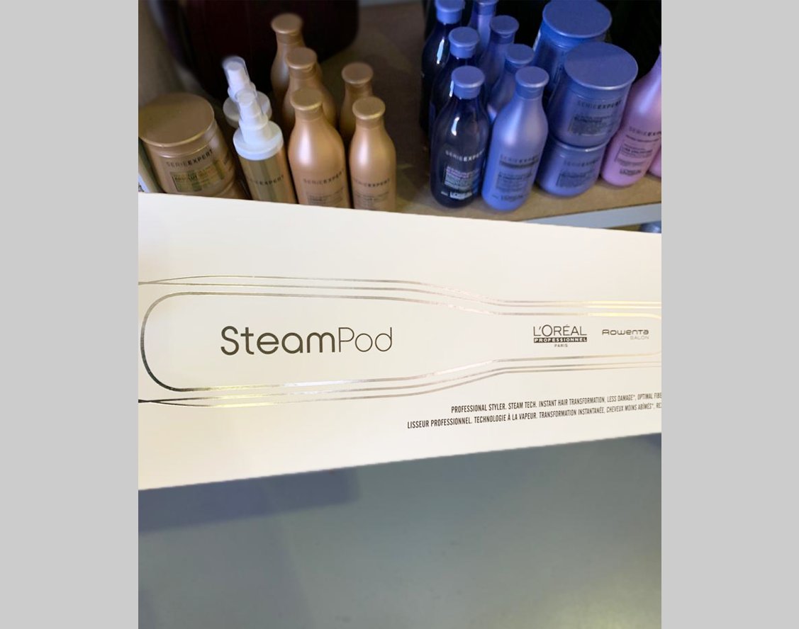 JohnAndGinger's tweet photo. Straighten or curl your hair quickly with #LorealProfessionnelSteampod3 a revolutionary steam straightening iron allows for continuous steam to flow gently through the hair. #Steampod3 opens up the cuticles to retain natural moisture levels. https://t.co/SY7OxXv5Mo https://t.co/tJgC2v5eXQ
