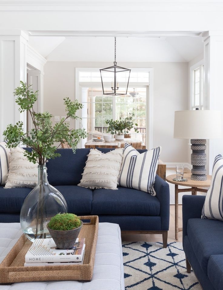 HomeCollingwood's tweet photo. Our fav colour combo is definitely navy &amp; white⁠💙🤍⁠We love the combo in this #livingroomdecor - what is your favourite colour combo to use in your home?
⁠
📸Pinterest⁠
#homestylingideas #homestylingtips #interiordesign  #navydecor https://t.co/IqXhf94Jb2