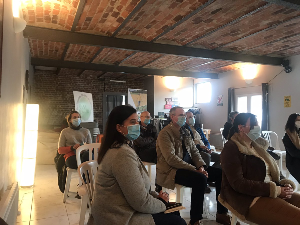 JYBricout's tweet photo. AG des cantons de Moy &amp; Ribemont chez @BruCardot en présence de @ecvass02 : bilan de l’année et présentation du plan stratégique Agricole departemental : «ma ferme en 2030 » 👍
On aura peut-être aussi un concert 🎶 de bruno 🎸🎹🎺🥁🎷 à la fin 😃

@Fragritwittos @farmers3b https://t.co/mUw2Ht1gV8