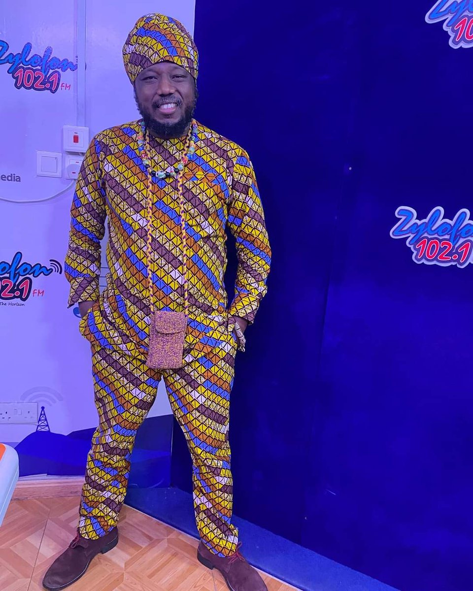 Bob Afibi (@bafibi) on Twitter photo Thursday edition of the #TaxiDriverShow pon <a href="/ZylofonFm/">Friends Of Zylofon Fm</a> with the #Rootical <a href="/Blakkrasta/">BLAKK RASTA</a> feel the vibrations #istandwithblakkrasta <a href="/kobbyskary/">πππ§πππππͺ ππππ£πͺ π¬ππ―</a> <a href="/4_deladies/">Gaspa 4Deladiz</a> <a href="/BlakkLionDeGen/">FreeDaStreets</a> <a href="/ClementPlasma/">CLEMENT PLASMA π¬π</a> <a href="/BORBOR_SLY/">BORBOR_SLY(THE RICE π SELLER INSIDE TESHIE PENNY)</a> Thursday edition of the #TaxiDriverShow pon <a href="/ZylofonFm/">Friends Of Zylofon Fm</a> with the #Rootical <a href="/Blakkrasta/">BLAKK RASTA</a> feel the vibrations #istandwithblakkrasta <a href="/kobbyskary/">πππ§πππππͺ ππππ£πͺ π¬ππ―</a> <a href="/4_deladies/">Gaspa 4Deladiz</a> <a href="/BlakkLionDeGen/">FreeDaStreets</a> <a href="/ClementPlasma/">CLEMENT PLASMA π¬π</a> <a href="/BORBOR_SLY/">BORBOR_SLY(THE RICE π SELLER INSIDE TESHIE PENNY)</a>