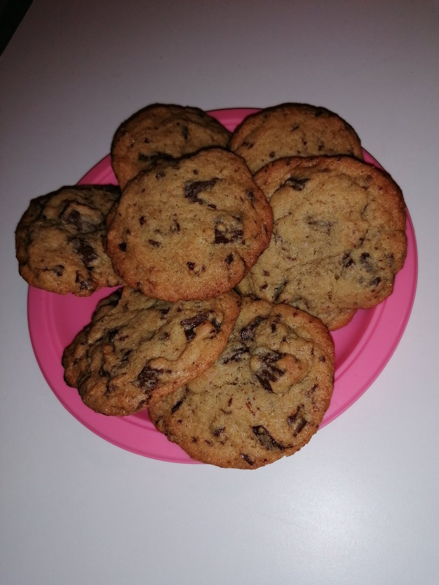 HDenew's tweet photo. @FoxHill_Primary #CoxellsKitchen Eloise in year 3 made some delicious chocolate chunk cookies. She is enjoying them. https://t.co/snQ6tSNF5A