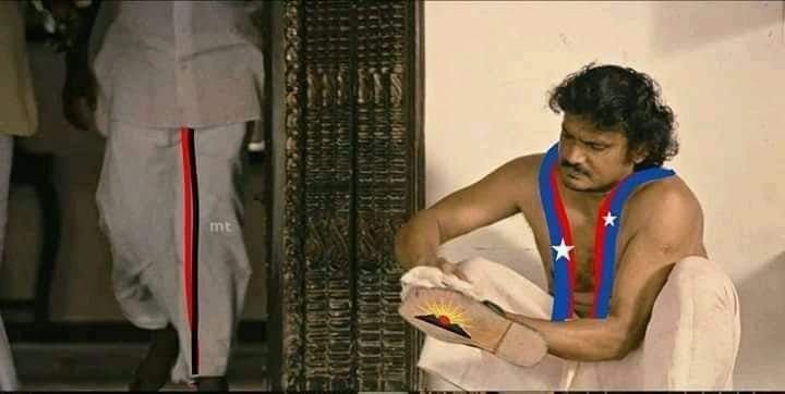 vettrivel0609's tweet photo. உள்ளே வெளியே..

ஸ்டாலின் முன் ஏதுவாக இருந்தாலும் பரவாயில்லை
உள்ளே

வெளியே
உதயசூரியன் சின்னம் வேண்டாம்... https://t.co/B16ZgP5CN4