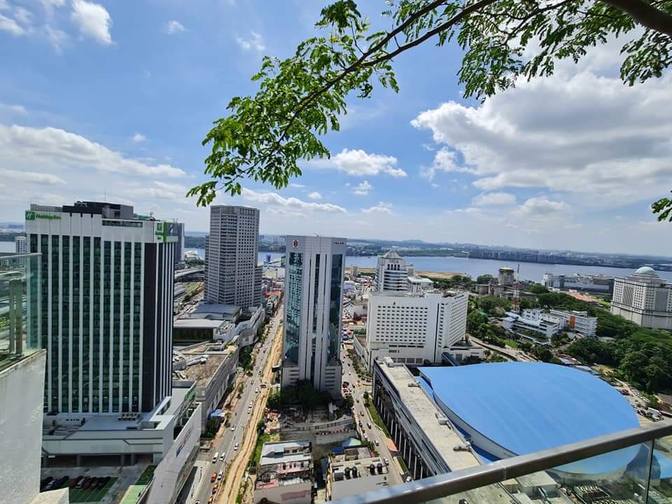 ezadhfizy_'s tweet photo. MCO 2.0 extended and good news is, all F&B are allowed to open until 10pm.. such a relieved!! 🧘🏼♂️🥴
#staysafe #missingtheoutsideworld https://t.co/I89rSWWrFP
