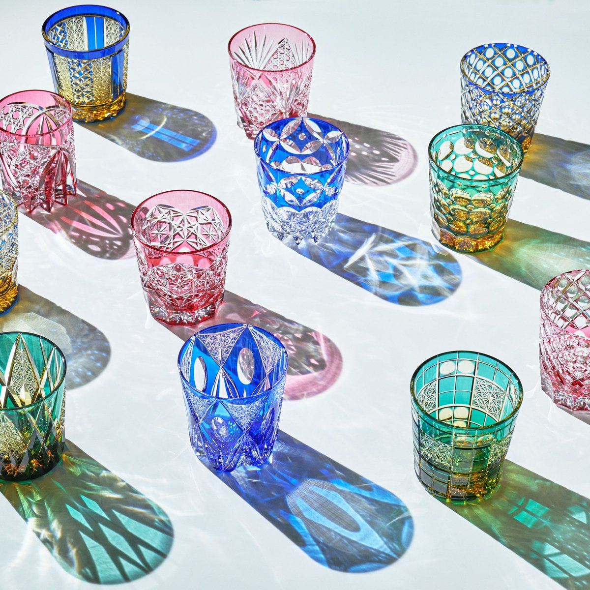 江戸切子協同組合 政府広報室発行 英語の広報誌 Highlighting Japan 21年1月号 152 January 21utsuwa Dishware And Other Vessels For Everyday Life 器 特集 に江戸切子が掲載されました T Co Eizqsonshr T Co Avmpvi7305