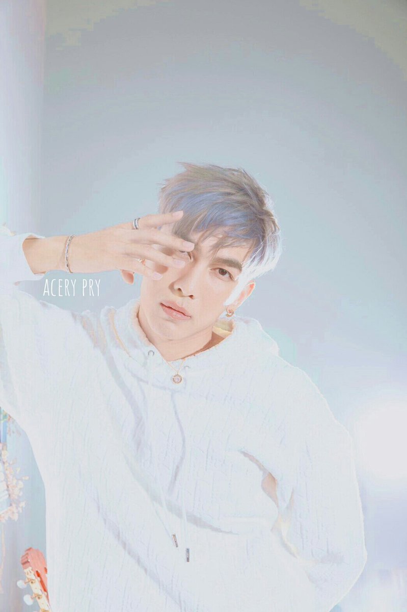 __eryng's tweet photo. [January 20, 2021]

Today is a special day for us all. I'm a multi-fan, and i'm also proud to be a WAANJAI. I'm so happy 'coz I met MG. 😭❤ HAPPY BIRTHDAY AND HAPPY ANNIVERSARY!!! PLS. SUPPORT MEWGULF ALWAYS 🐼⚽🌞🌻

#หวานใจมิวกลัฟ https://t.co/RxCbcHlGfs