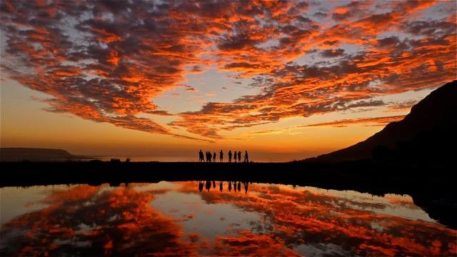 Join us for laid back family friendly food and all the outside/ seaside / sunsets your heart desires and your body needs.  Thursday to Sundays from 3 - 8pm at Cape Point Vineyards' Courtyard ow.ly/72BW50De6Lg