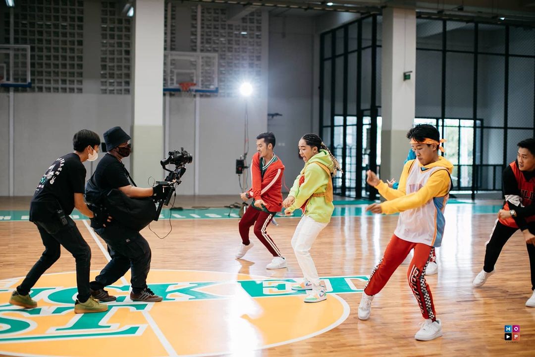 Novita_BXB's tweet photo. Keren banget onyo MV dan dancenya, proud of you ❣️

#sekalilagi
#sekalilagibBetrand
#BetranNewMV 
#betrandpetoputraonsu https://t.co/UA5X8ehtTP