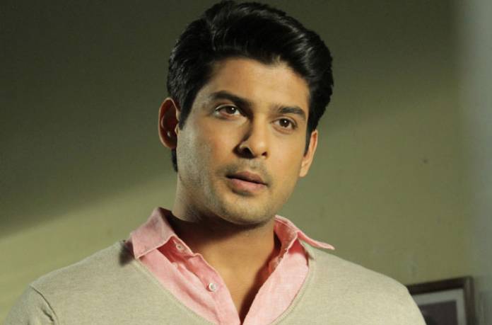 Sidharth in Savdhaan India (2014) #13YearsOfSidharthInITV